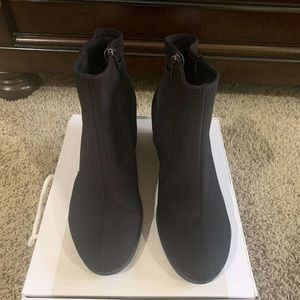 Anne Klein Sport ‘Akarora’ bootie